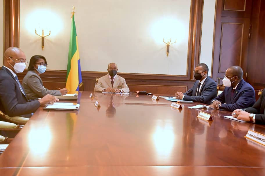 Covid-19 : Ali Bongo Ondimba veut accélérer et intensifier la vaccination