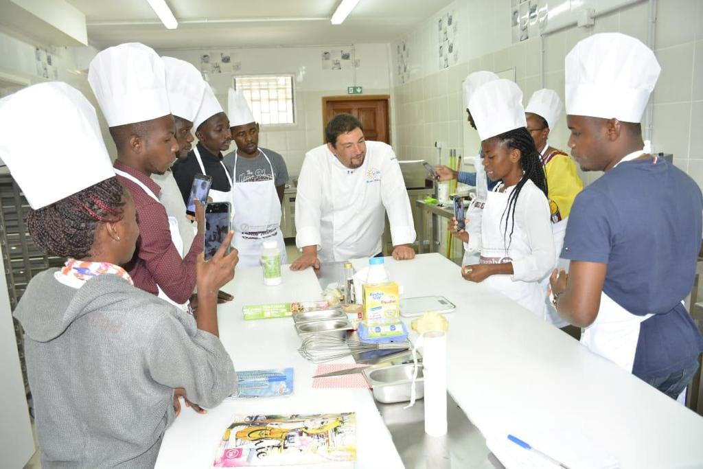 Hôtellerie et restauration : 100 jeunes gabonais en formation