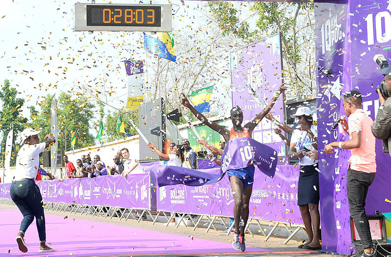 10 km de Port-Gentil : plus de 11 000 coureurs dans les starting-blocks