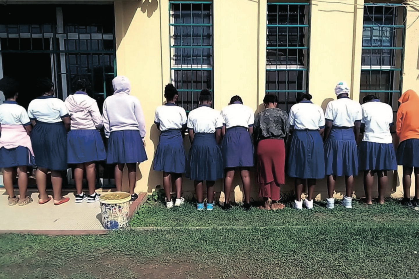 Certaines jeunes filles entendues par le parquet d’Oyem dans le cadre de cette affaire. Certaines jeunes filles entendues par le parquet d’Oyem dans le cadre de cette affaire.
