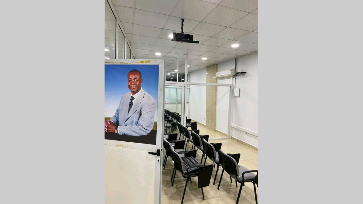 : Un incubateur des sciences à Libreville