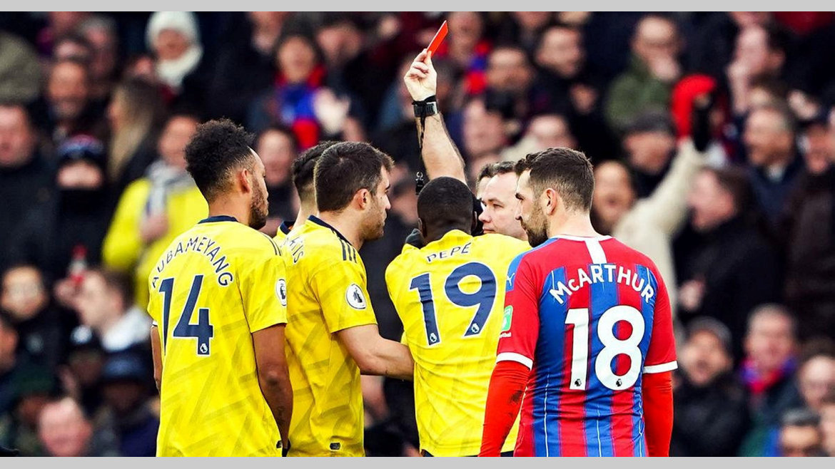 Premier league : PEA buteur, voit rouge