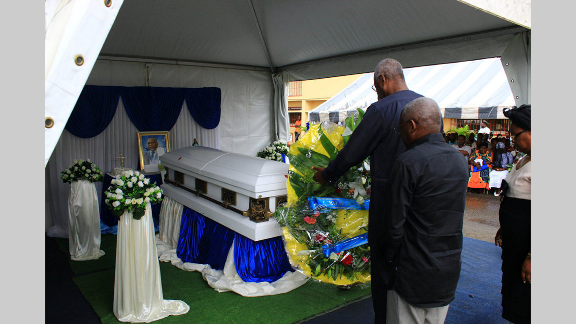 UOB : L'adieu au Dr Marius Emmanuel Indjieley