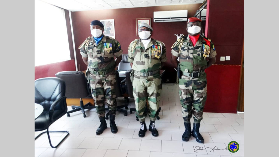 Armée de terre : Le colonel Adolphe Yonghan prend ses fonctions