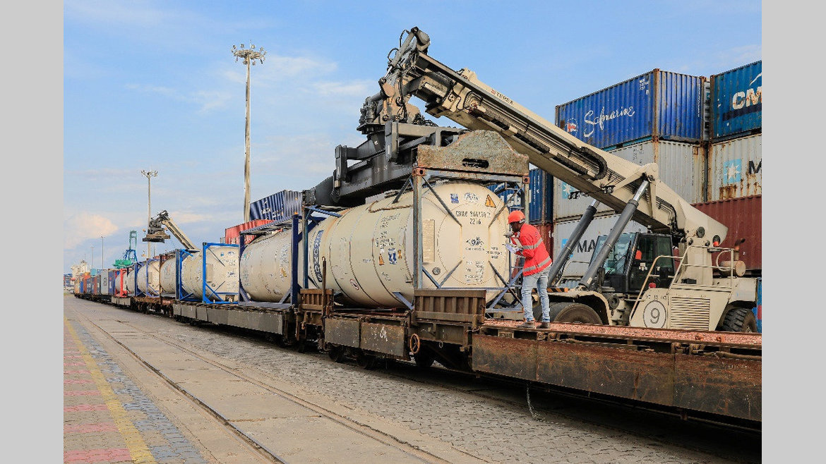 Transport : Setrag se dote de 30 nouveaux conteneurs