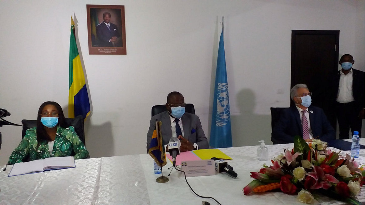 Enseignement à distance : l'Unesco apporte son expertise au Gabon