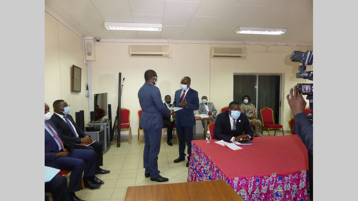 Covid-19 : Mbadinga Madiya et Koho-Nlend à la CNLCEI
