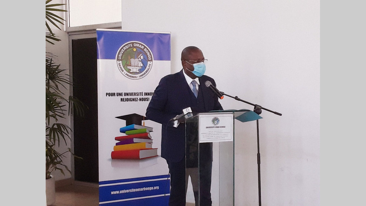 Enseignement supérieur : Patrick Mouguiama-Daouda au contact des réalités de l'UOB