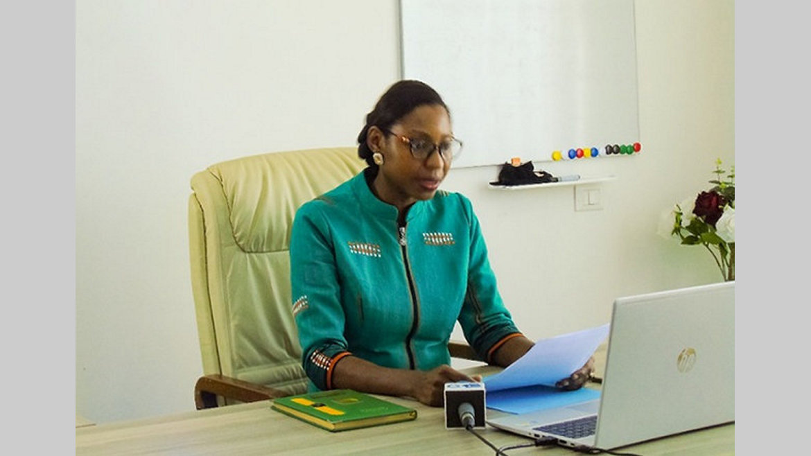 Zones économiques africaines : Carmen Ndaot vante le modèle gabonais