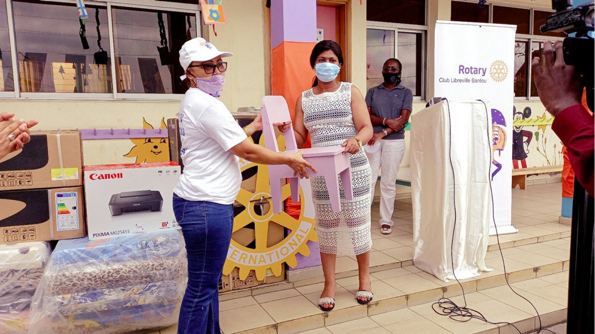 Soutien à l'éducation : du mobilier et du matériel scolaire pour la halte-garderie de Lalala