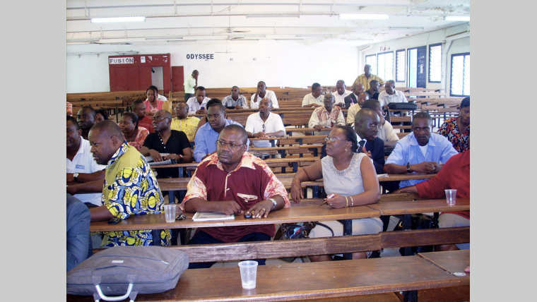 UOB : Des enseignants préoccupés par d'autres affaires