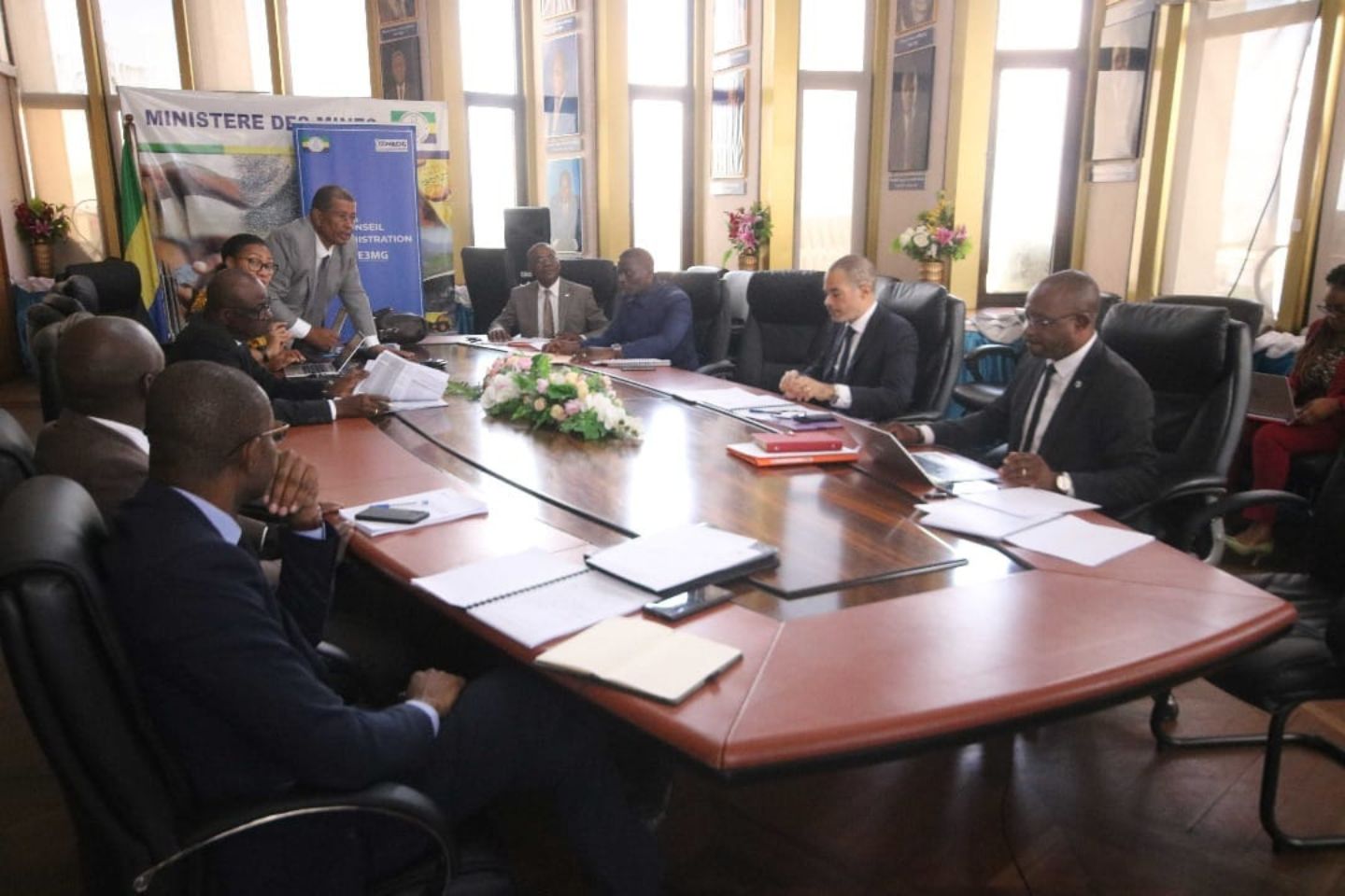 Conseil d'administration de l'E3MG : le plébiscite de la rigueur Conseil d'administration de l'E3MG : le plébiscite de la rigueur