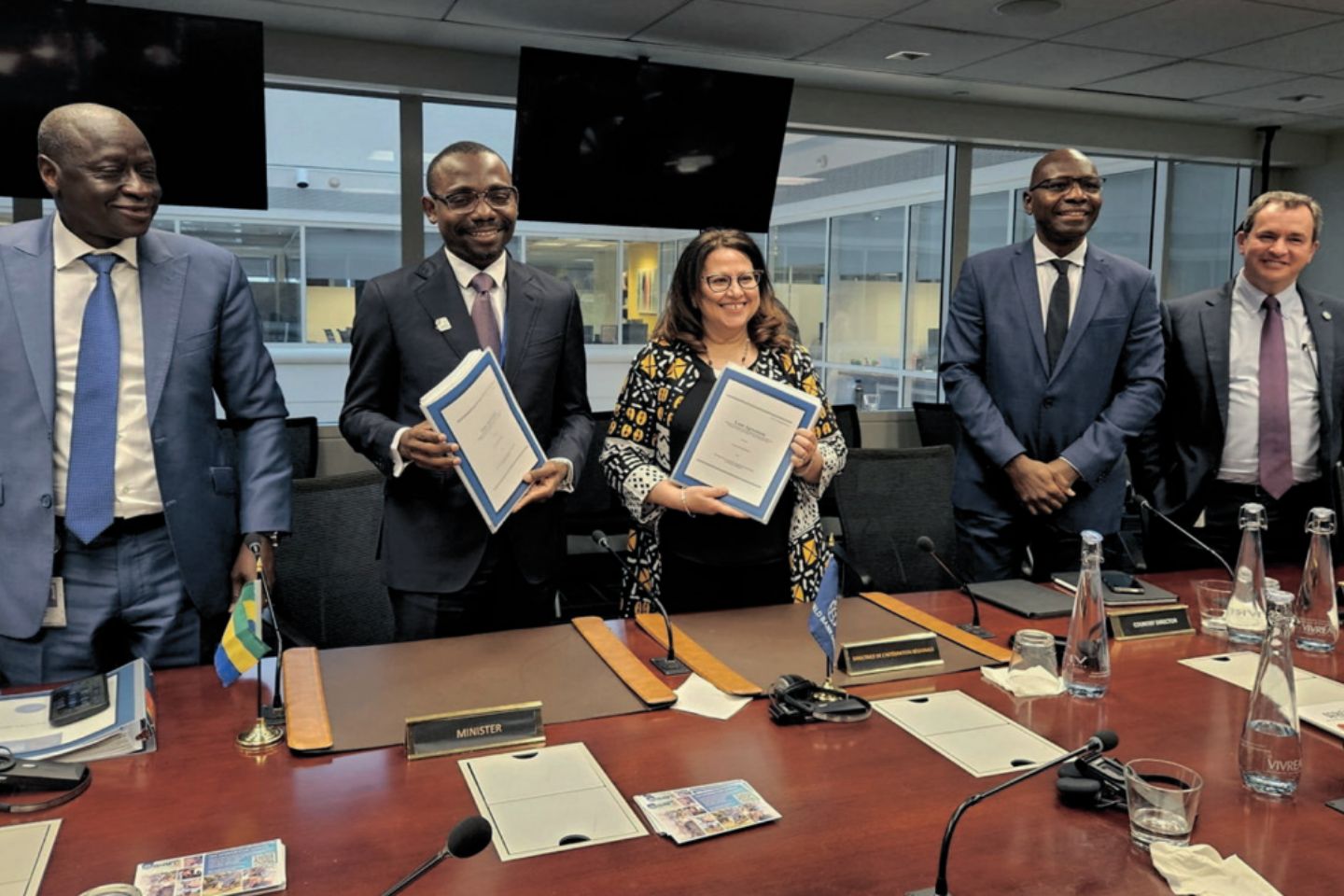 RGPL : la Banque mondiale signe un accord de financement avec le Gabon RGPL : la Banque mondiale signe un accord de financement avec le Gabon