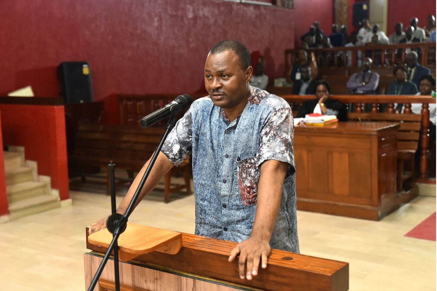 Détournements de fonds à la Sogatra : Bruno Minko Mi Ngwa encore en prison pour 3 mois Détournements de fonds à la Sogatra : Bruno Minko Mi Ngwa encore en prison pour 3 mois