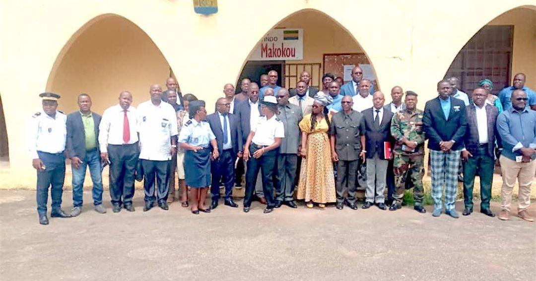 Makokou : les autorités locales édifiées sur les conditions d'obtention des distinctions honorifique Makokou : les autorités locales édifiées sur les conditions d'obtention des distinctions honorifique