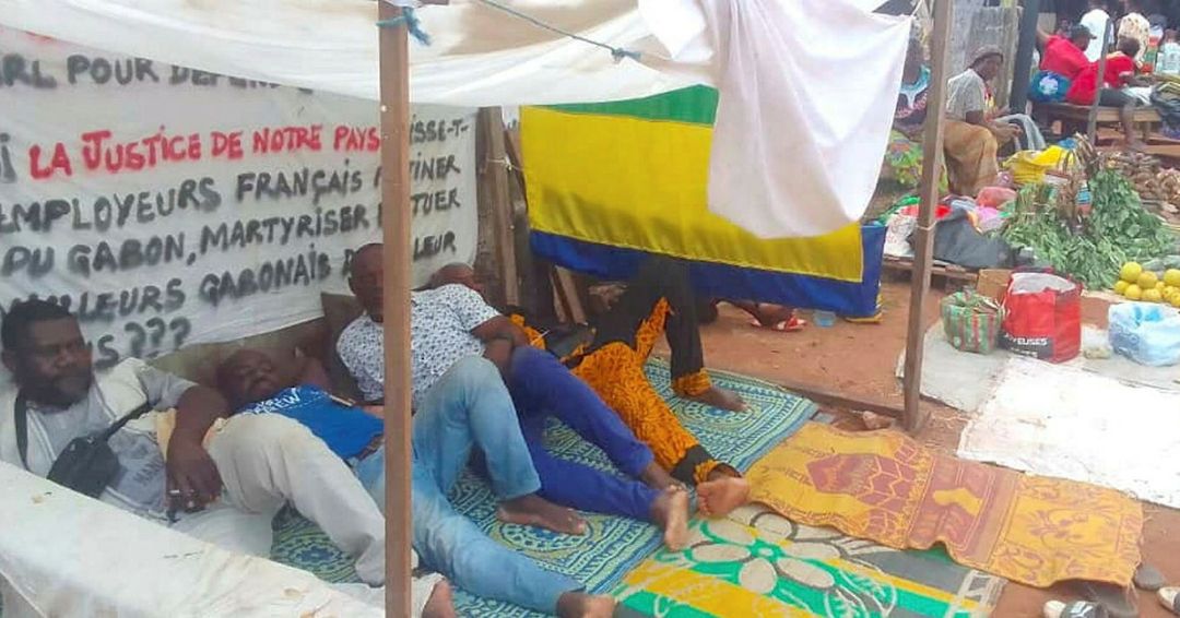Quelques licenciés de Foselev-Gabon en grève de la faim. © Koumous Port-Gentil : les anciens employés de Foselev-Gabon en grève de la faim