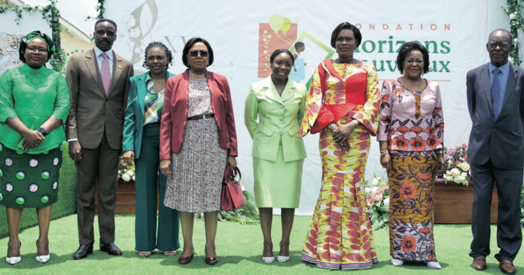 Les personnalités dont les premières dames du Gabon et du Congo ayant assisté à la relance de la Fondation Horizons nouveaux. Les personnalités dont les premières dames du Gabon et du Congo ayant assisté à la relance de la Fondation Horizons nouveaux.