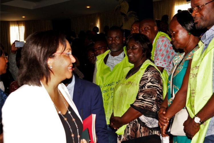 Administration publique : Madeleine Berre apaise les syndicalistes