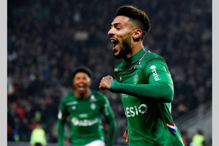 Football : Bouanga, double buteur face à l'OGC Nice