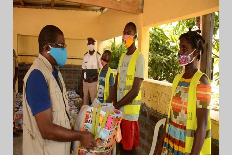 Covid-19 : des kits pour les détenus mineurs de la prison centrale de Libreville