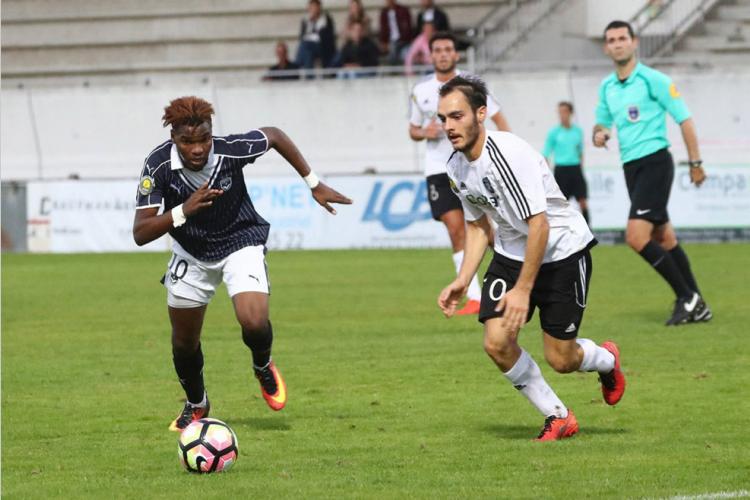 Football : Aaron Boupendza viré de Bordeaux