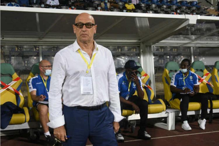 Interview Patrice Neveu : " J'espère qu'avec la reprise du championnat, je pourrais étoffer mon banc "